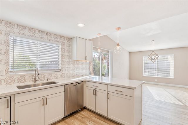323 Quito Court, Henderson, NV 89014