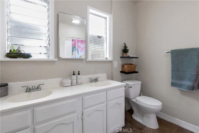 6612 Plaska Ave, Huntington Park, CA 90255