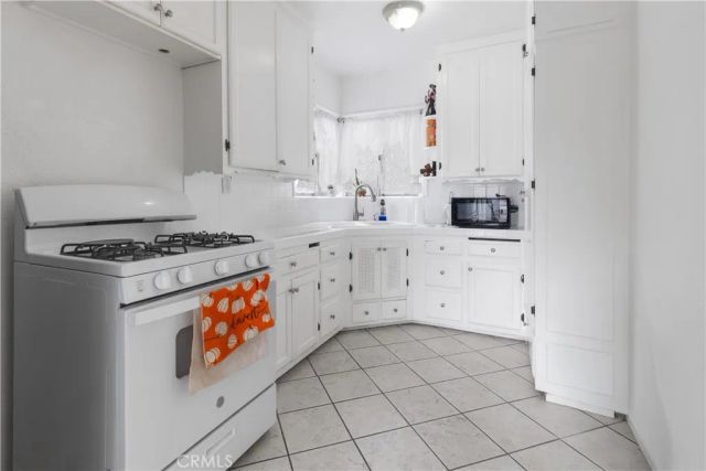 6612 Plaska Ave, Huntington Park, CA 90255