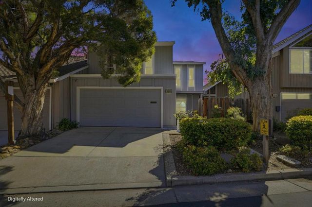 320 Pine Wood Lane, Los Gatos, CA 95032