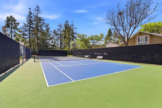 320 Pine Wood Lane, Los Gatos, CA 95032