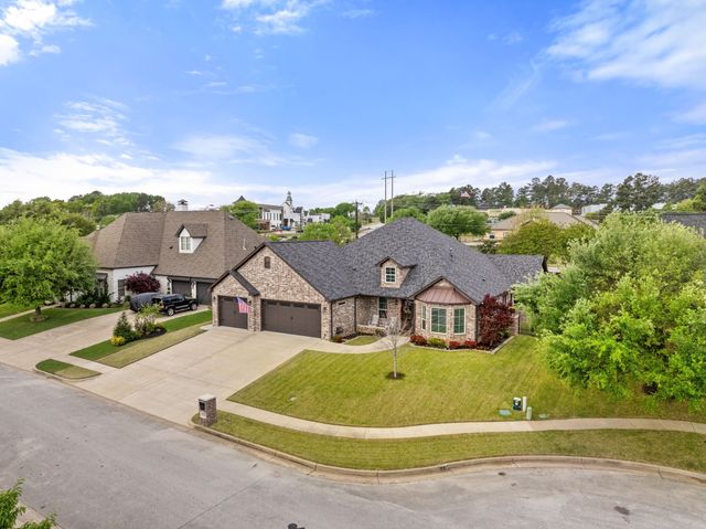 6923 Saint Anthony Drive, Tyler, TX 75703
