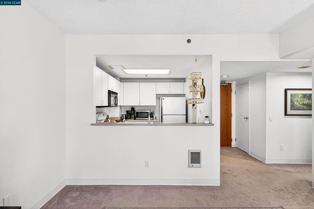 988 988 Franklin St 707, Oakland, CA 94607