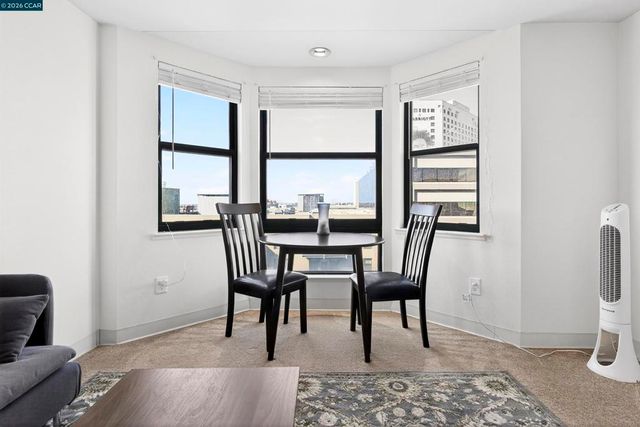 988 988 Franklin St 707, Oakland, CA 94607