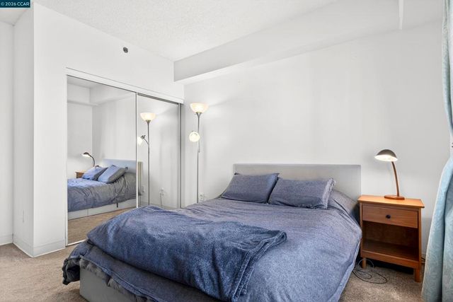 988 988 Franklin St 707, Oakland, CA 94607