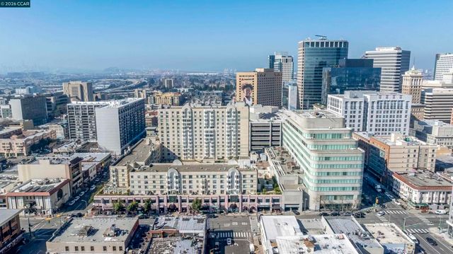 988 988 Franklin St 707, Oakland, CA 94607