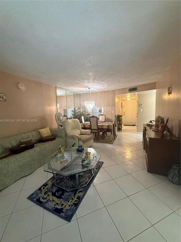 9001 Sunrise Lakes Boulevard 201, Sunrise, FL 33322