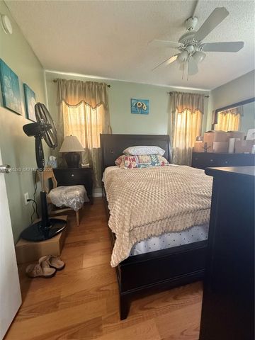 9001 Sunrise Lakes Boulevard 201, Sunrise, FL 33322