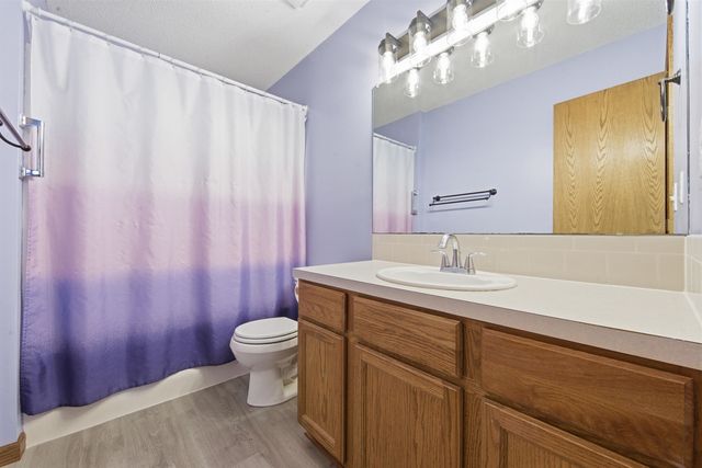 4914 S Custer Cir, Wichita, KS 67217