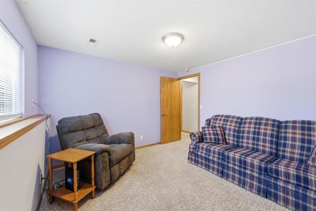 4914 S Custer Cir, Wichita, KS 67217