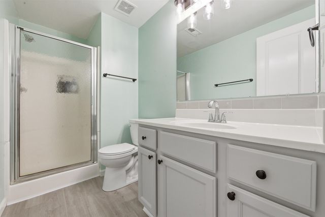 4914 S Custer Cir, Wichita, KS 67217