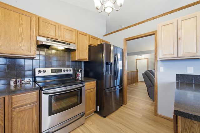 4914 S Custer Cir, Wichita, KS 67217