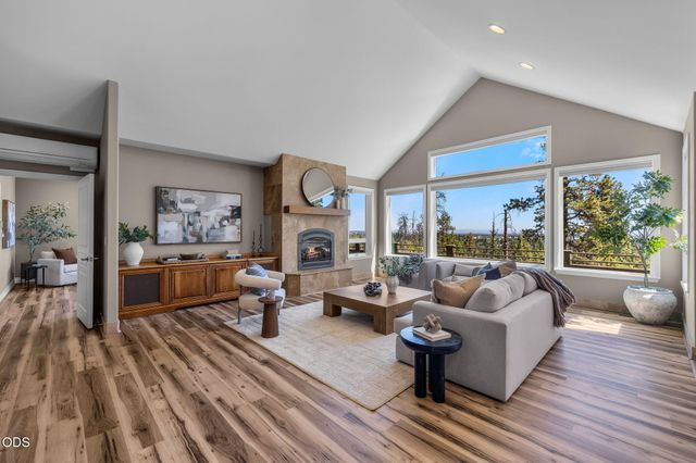 3732 NW Summerfield Road, Bend, OR 97703
