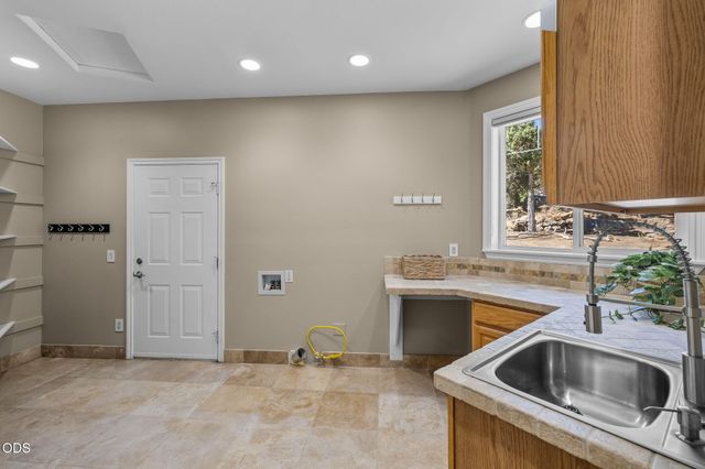 3732 NW Summerfield Road, Bend, OR 97703