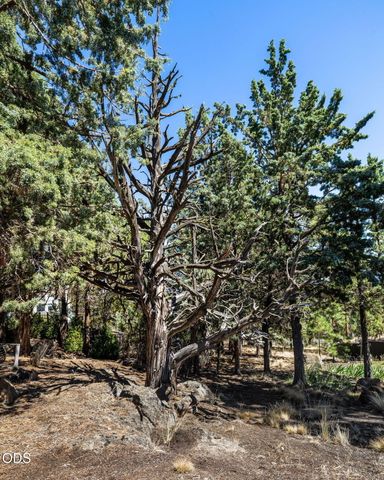 3732 NW Summerfield Road, Bend, OR 97703