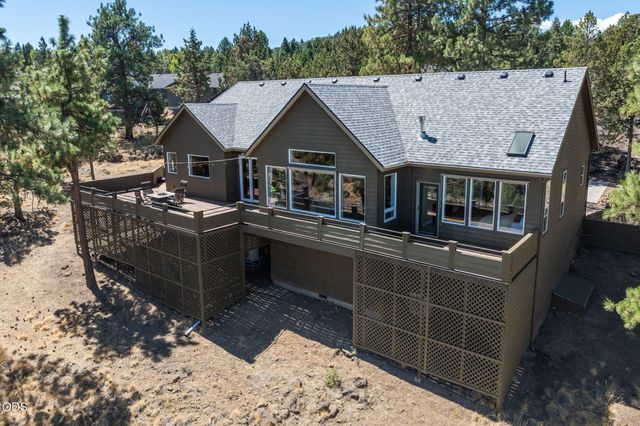 3732 NW Summerfield Road, Bend, OR 97703