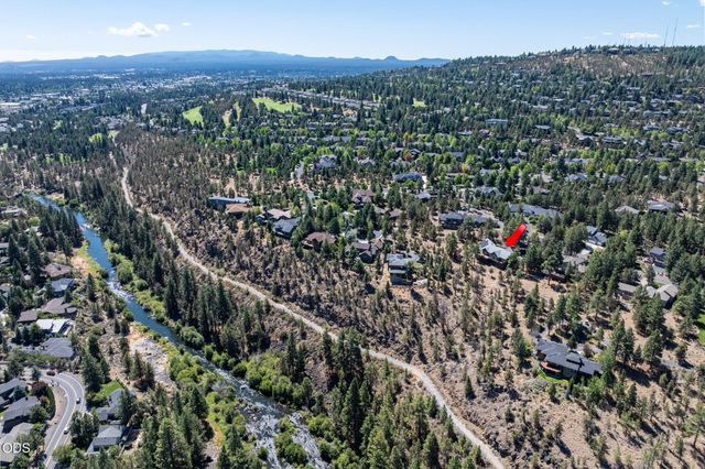 3732 NW Summerfield Road, Bend, OR 97703