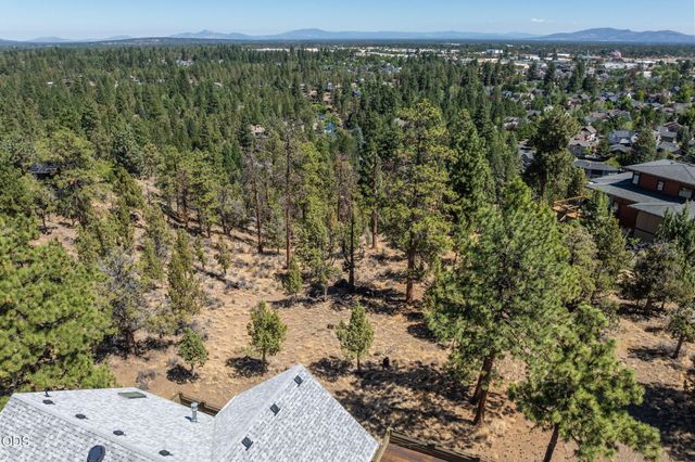 3732 NW Summerfield Road, Bend, OR 97703