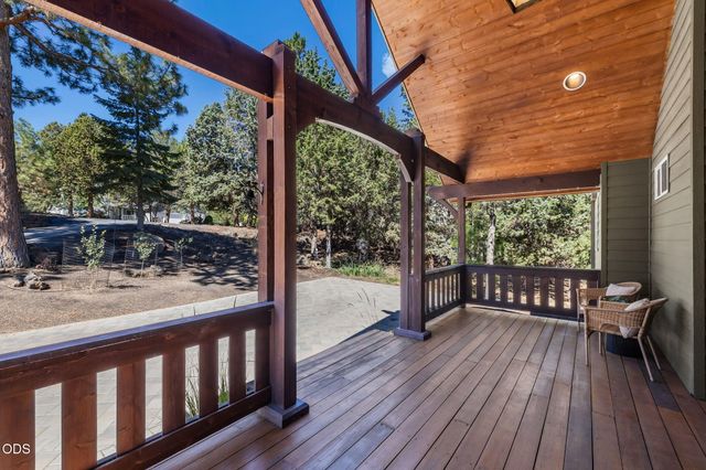 3732 NW Summerfield Road, Bend, OR 97703