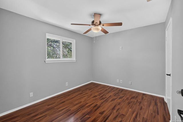 4831 CLEMSON ST, San Antonio, TX 78249
