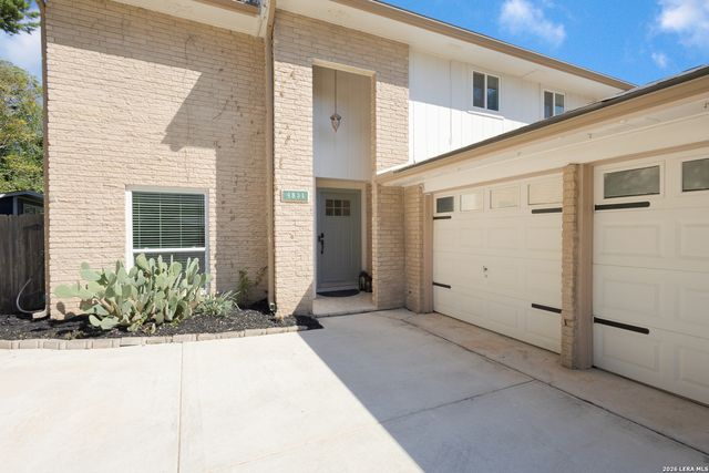 4831 CLEMSON ST, San Antonio, TX 78249
