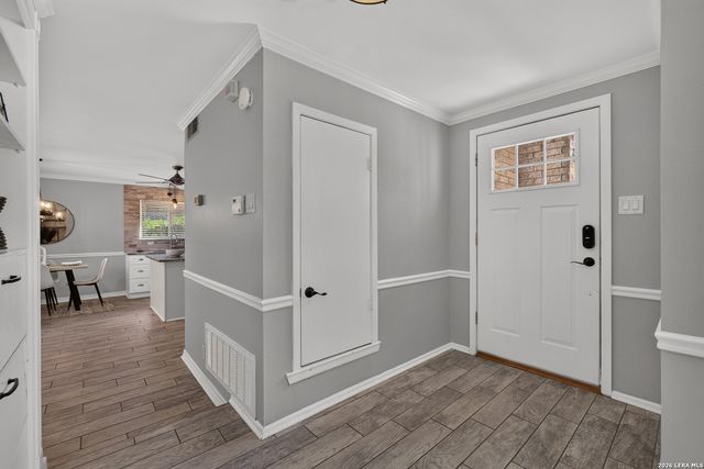 4831 CLEMSON ST, San Antonio, TX 78249