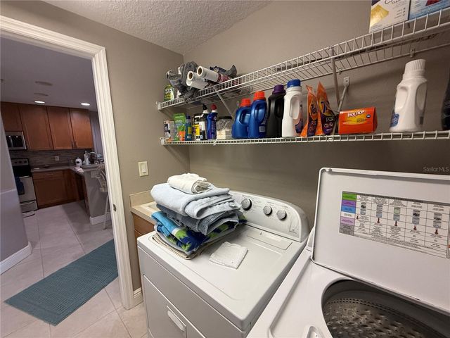 7296 MARATHON DRIVE 402, Seminole, FL 33777