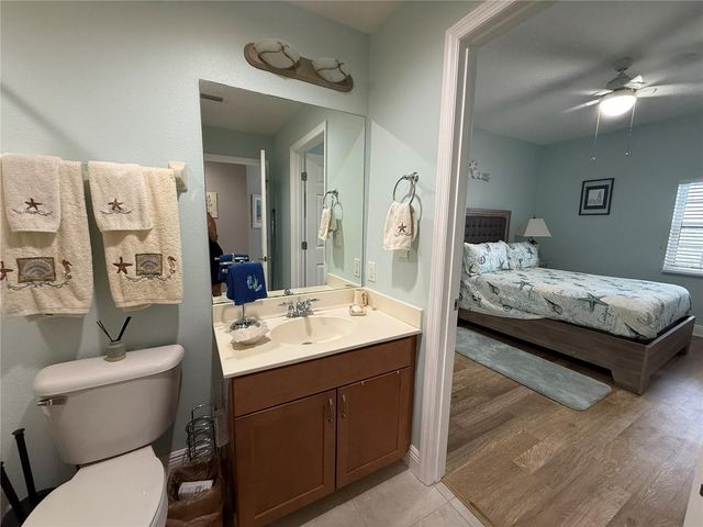 7296 MARATHON DRIVE 402, Seminole, FL 33777