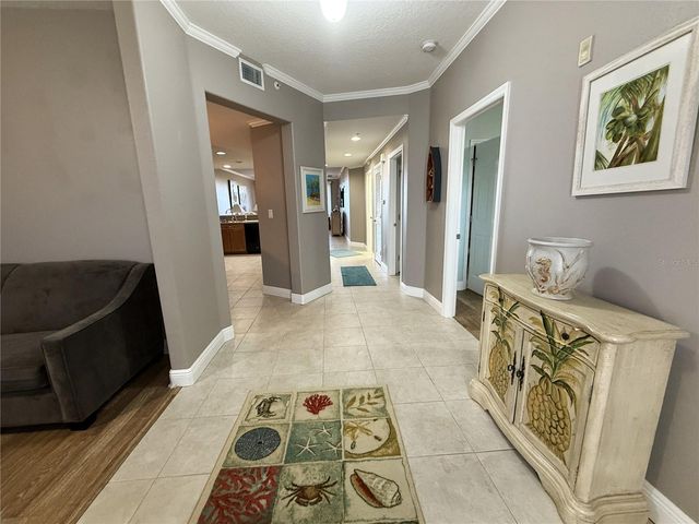 7296 MARATHON DRIVE 402, Seminole, FL 33777