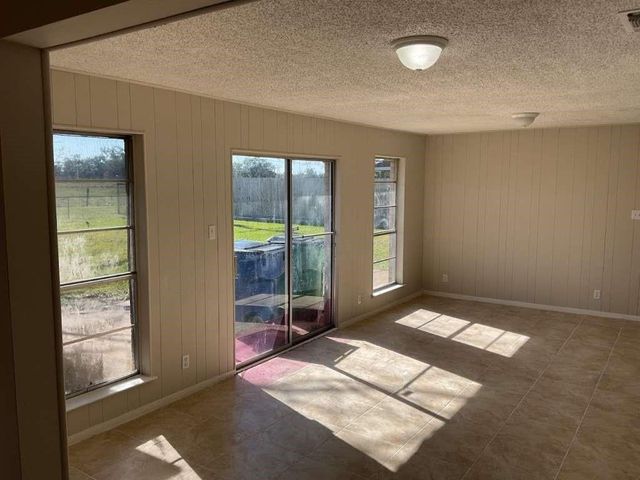 1501 Azalea Street, Sweeny, TX 77480