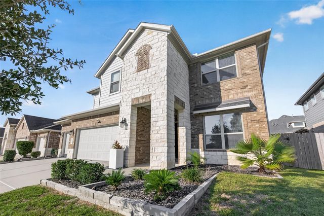 326 Westlake Terrace Drive, Conroe, TX 77304