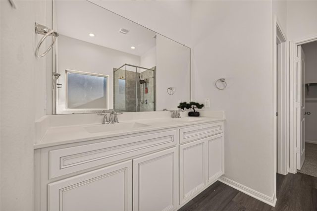 326 Westlake Terrace Drive, Conroe, TX 77304