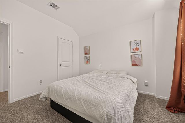 326 Westlake Terrace Drive, Conroe, TX 77304