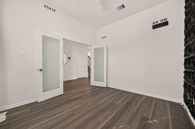 326 Westlake Terrace Drive, Conroe, TX 77304