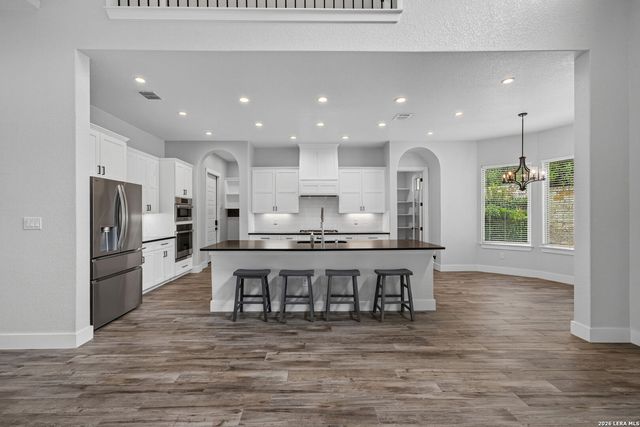 511 Elm Trl, New Braunfels, TX 78130