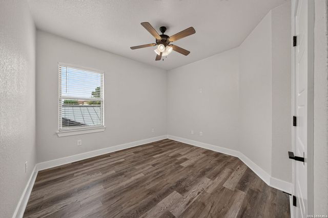 511 Elm Trl, New Braunfels, TX 78130