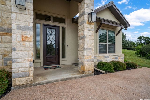 511 Elm Trl, New Braunfels, TX 78130