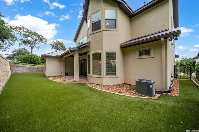 511 Elm Trl, New Braunfels, TX 78130