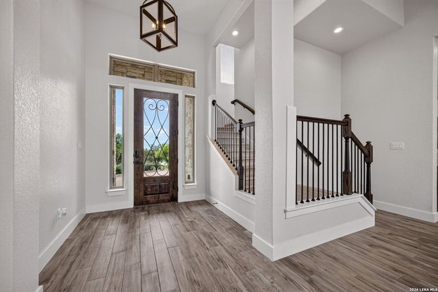 511 Elm Trl, New Braunfels, TX 78130