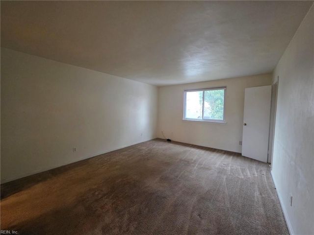 941 Holladay ST, Portsmouth, VA 23704