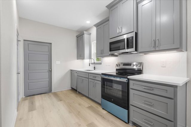 812 Grant Street, Jacksonville, TX 75766