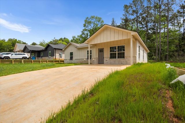 812 Grant Street, Jacksonville, TX 75766