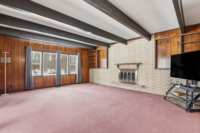 8050 Backus Road, Eureka Twp, MI 48838