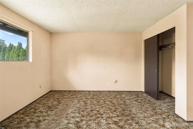 12029 SE 210th Street, Kent, WA 98031