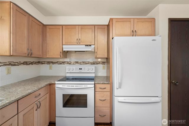 12029 SE 210th Street, Kent, WA 98031