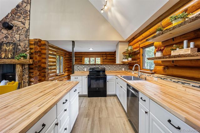 458 Spruce Lake Drive, Divide, CO 80814