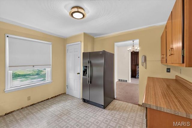 805 Brookridge Drive, St Louis, MO 63119