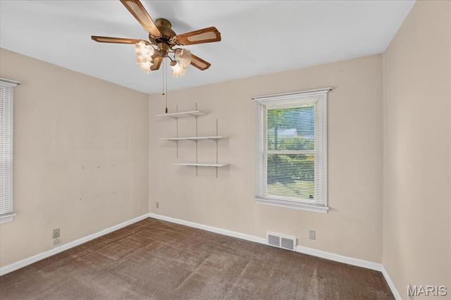 805 Brookridge Drive, St Louis, MO 63119