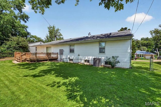 805 Brookridge Drive, St Louis, MO 63119