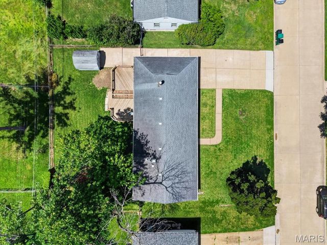 805 Brookridge Drive, St Louis, MO 63119